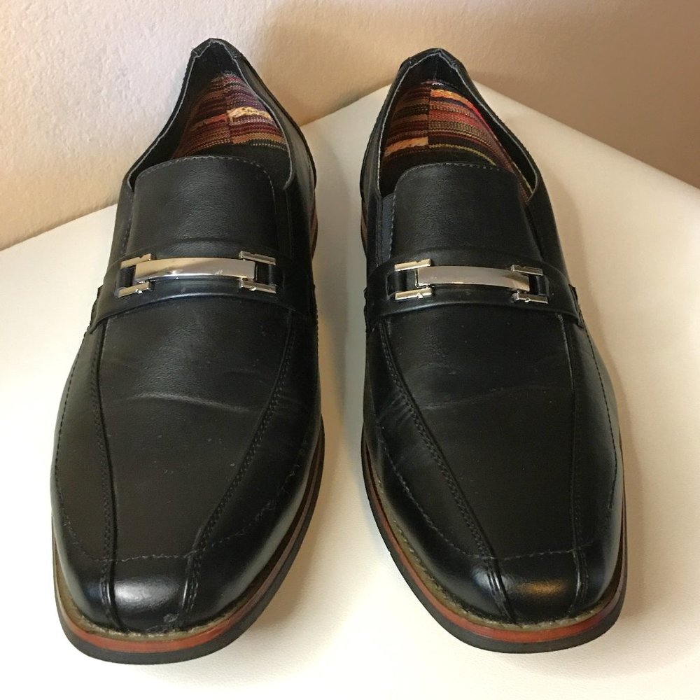 DARBY Men's Black Bike-Toe Slip-On Loafer - Picture 2 of 15